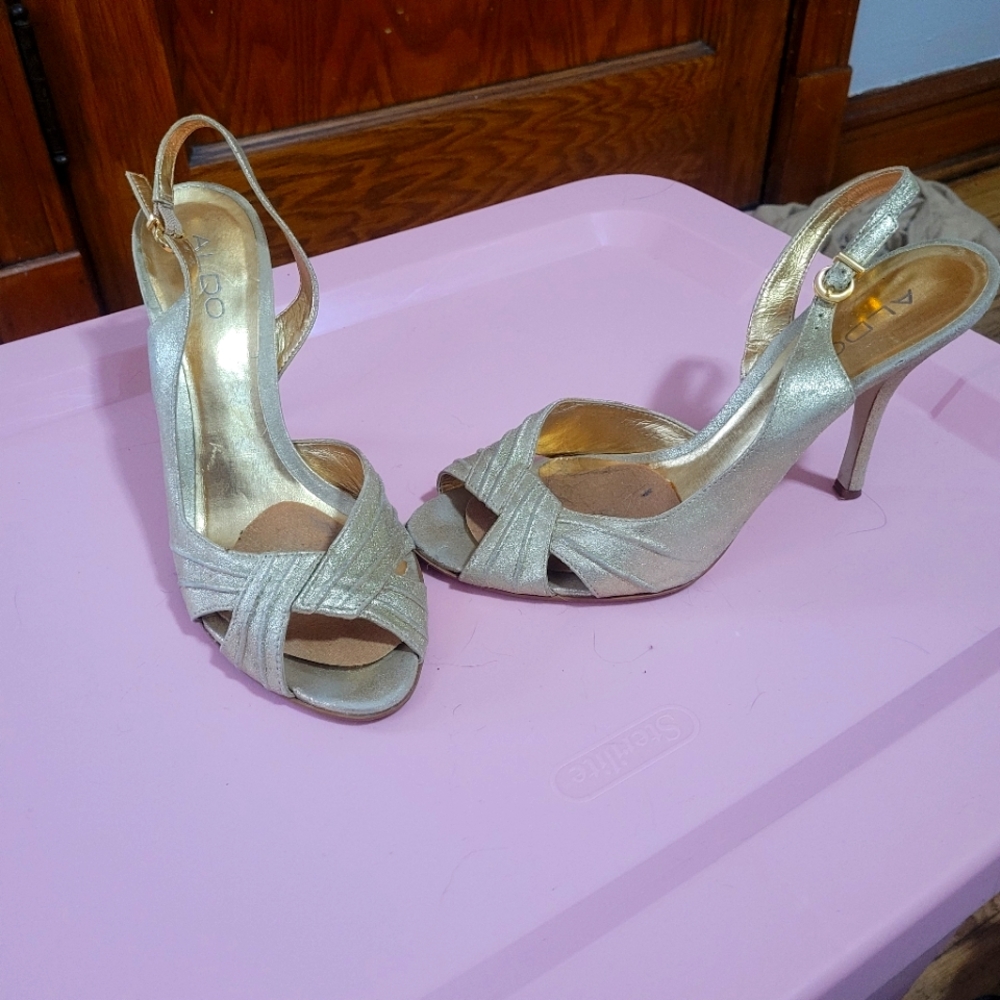 Aldo gold heels